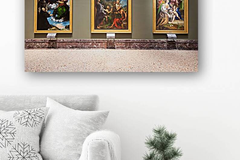 Brera antique painting museum interior. Vintage art exibition e by Paolo Modena