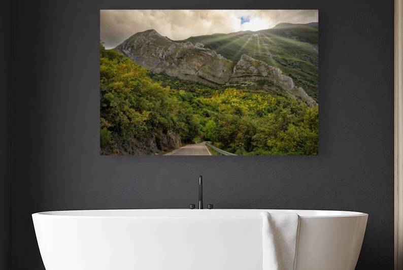 Light in the peaks of Morredero - CR2210-7989-ORT by JordiCarrio