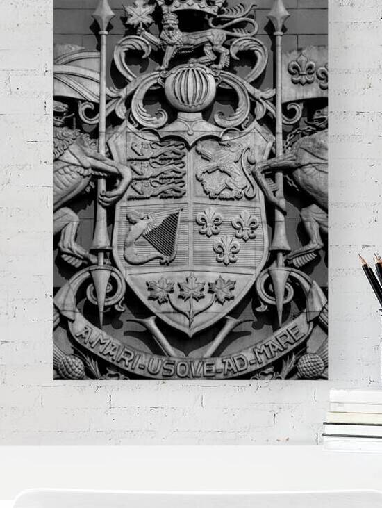canada coat of arms  vertical 2626 Coat 13k by Black And White