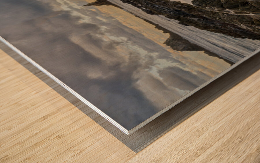 Shoreline in  Gueirua Wood print