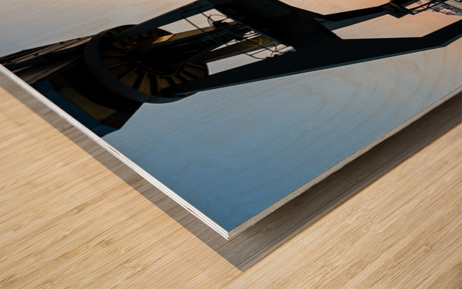 Dockland Historic Crane and People Impression sur bois